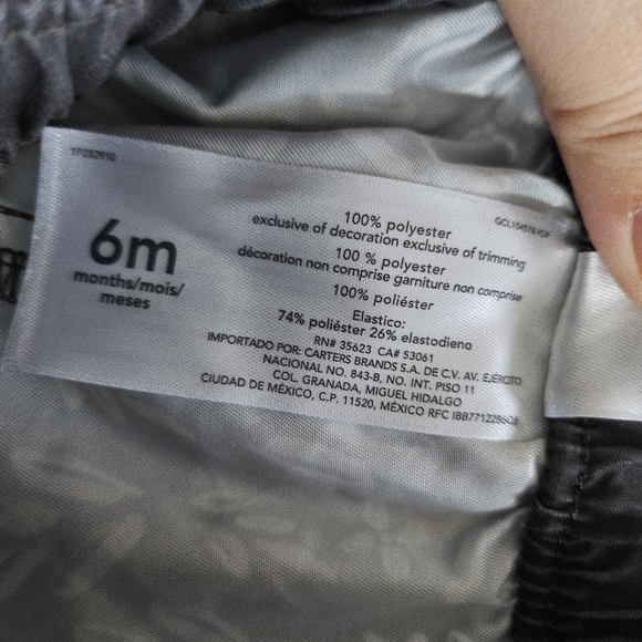 Carters 6 month Rashgaurd and Shorts Swim Set - Picture 11 of 12